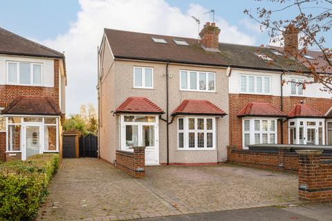 4 bedroom end of terrace house for sale, Kenley Road, London SW19