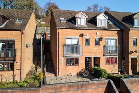 3 bedroom end of terrace house for sale, Wyatt Close, Buckinghamshire HP13