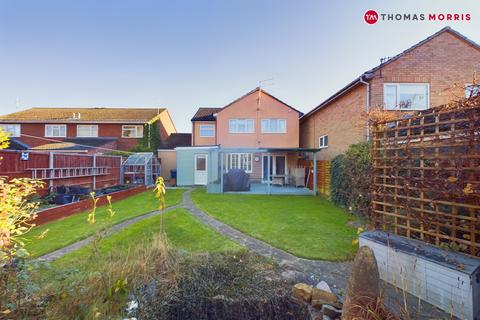 4 bedroom detached house for sale, Greenfields, Huntingdon PE28