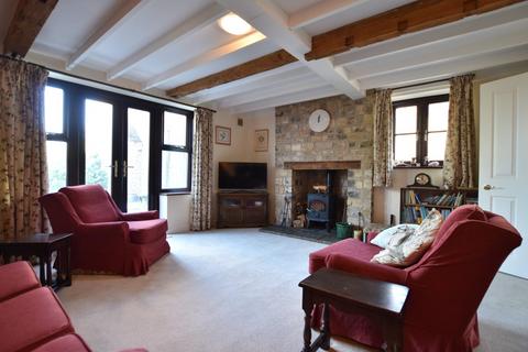 Farriers Barn, Farriers Court Ab Lench Road, Church Lench, Evesham, WR11 4UQ