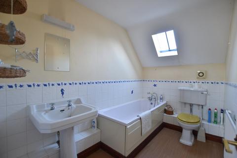 Farriers Barn, Farriers Court Ab Lench Road, Church Lench, Evesham, WR11 4UQ