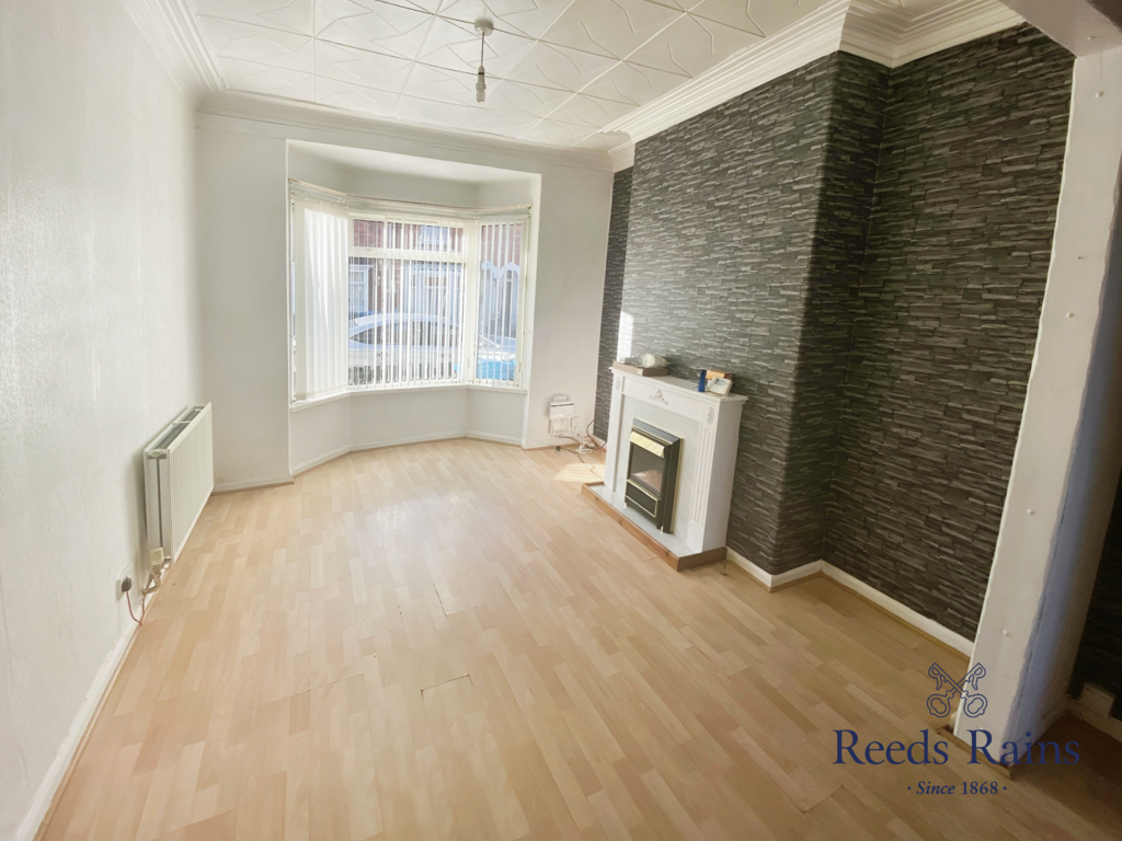 Sitting/Dining Room