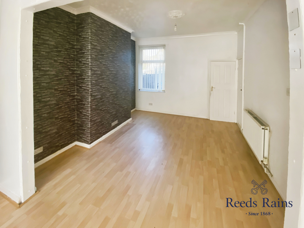 Sitting/Dining Room