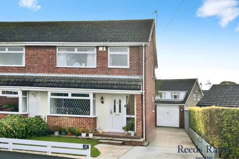 3 bedroom semi-detached house for sale, Hall Road, Hull HU11