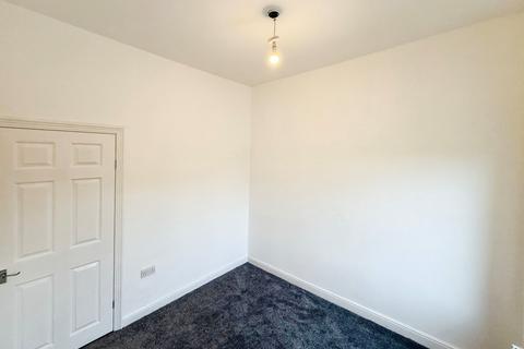 3 bedroom terraced house to rent, Grosvenor Road, Greater Manchester SK14