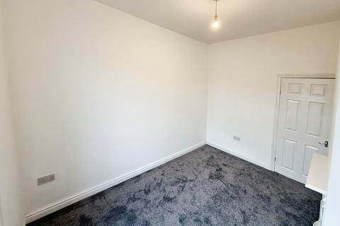 3 bedroom terraced house to rent, Grosvenor Road, Greater Manchester SK14