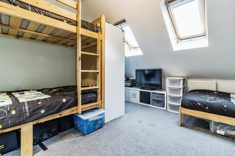 3 Bottomley Side, Manchester, M9 8EZ
