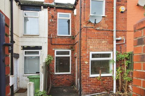 2 bedroom terraced house for sale, Field Crescent, Pontefract WF9