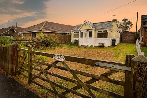 2 bedroom bungalow for sale, Sea Road, Winchelsea TN36