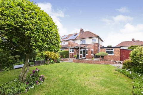 3 bedroom semi-detached house for sale, Myrtle Avenue, York YO23