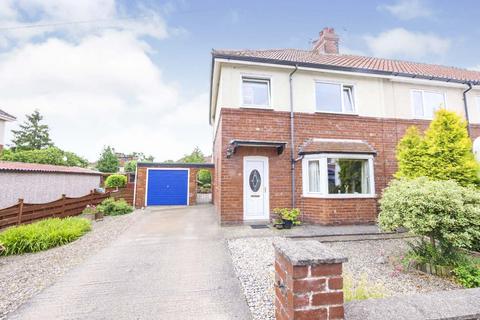 3 bedroom semi-detached house for sale, Myrtle Avenue, York YO23