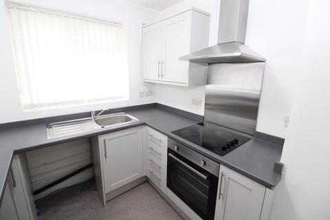 1 bedroom flat for sale, Fieldhouse Drive, Leeds LS17