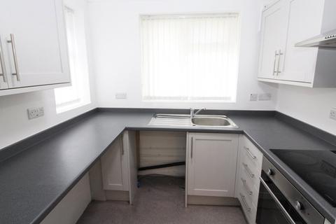 1 bedroom flat for sale, Fieldhouse Drive, Leeds LS17