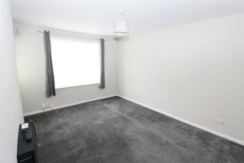 1 bedroom flat for sale, Fieldhouse Drive, Leeds LS17