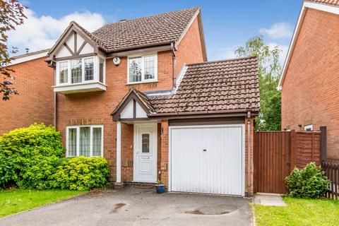 3 bedroom detached house to rent, Pudbrooke Gardens, Southampton SO30