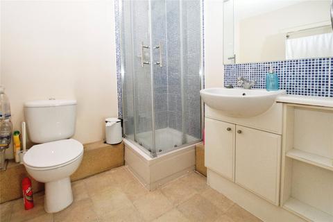 2 bedroom flat for sale, The Dell, Hampshire SO15