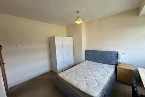 3 bedroom house share to rent, Birmingham B29