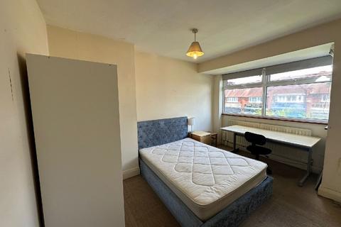 3 bedroom house share to rent, Birmingham B29