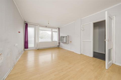 Studio for sale, Somborne House, Fontley Way, London