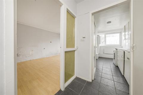 Studio for sale, Somborne House, Fontley Way, London