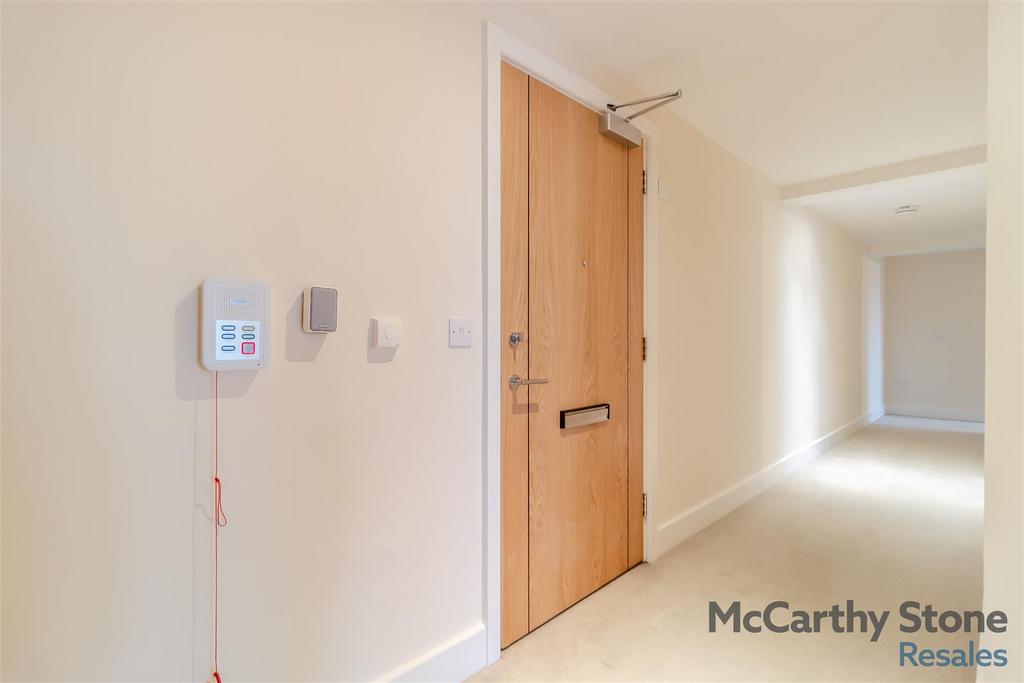 8627540-interior11.jpg