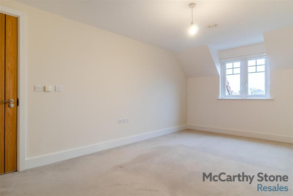 8627540-interior02.jpg
