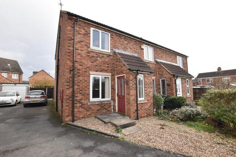 2 bedroom semi-detached house to rent, Cloister Close, Scunthorpe