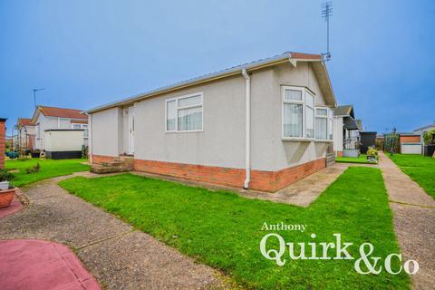 2 bedroom park home for sale, Creek Road, CANVEY ISLAND, SS8