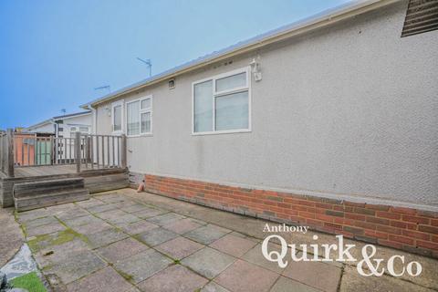 2 bedroom park home for sale, Creek Road, CANVEY ISLAND, SS8