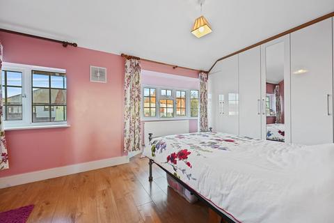 3 bedroom terraced house for sale, Browning Avenue, Worcester Park, KT4