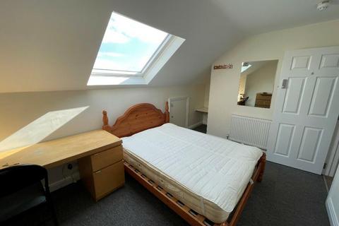 6 bedroom house to rent, Queens Road, Bristol BS7