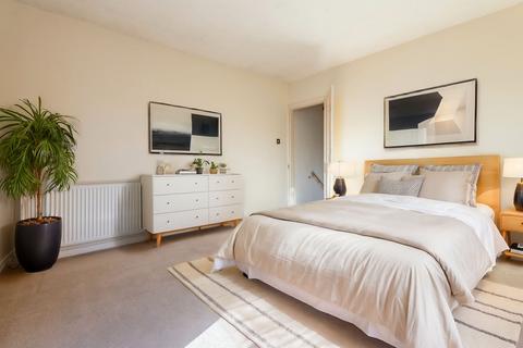 40 Carrow Road, Norwich, NR1 1HJ