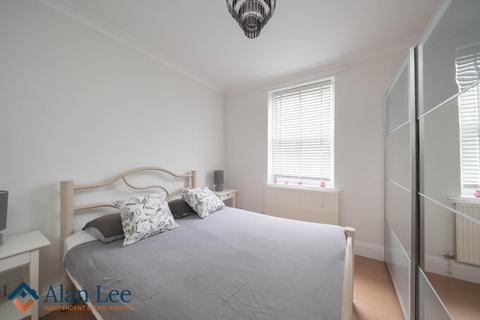 1 bedroom flat for sale, Flat 6, Upton Mount, 125 Prestbury Road, Macclesfield, SK10 3DA