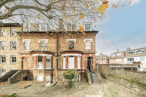 1 bedroom flat for sale, St. James Terrace, London SW12