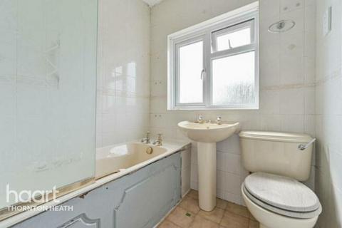 3 bedroom terraced house for sale, Harcourt Road, Thornton Heath