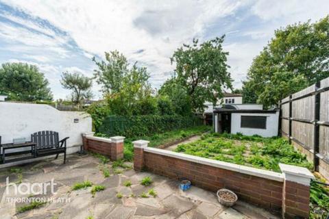 3 bedroom terraced house for sale, Harcourt Road, Thornton Heath