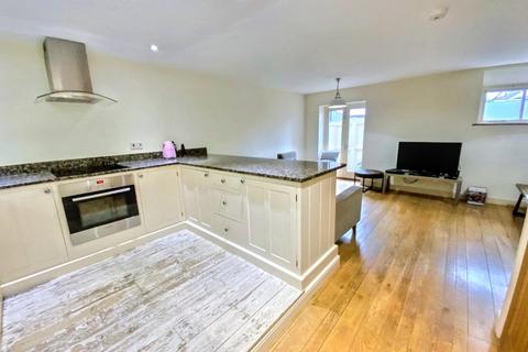 3 bedroom semi-detached house for sale, Chapel Court, High Street, Braunston, NN11 7HS