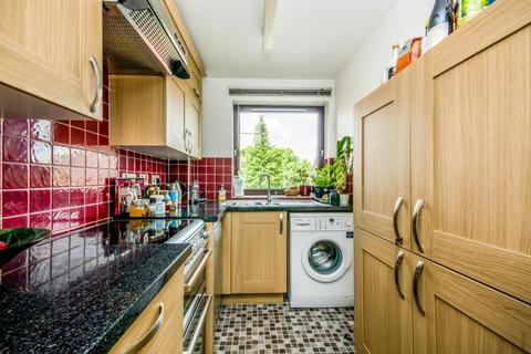 1 bedroom flat to rent, Redhill RH1