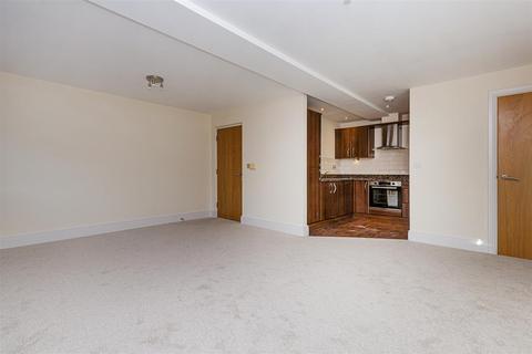 2 bedroom apartment for sale, Whitley Willows, Huddersfield HD8