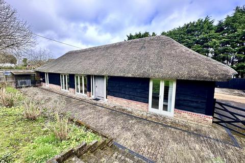 2 bedroom detached house to rent, Hyde Road, Wantage OX12