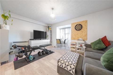 1 bedroom apartment for sale, Heatherwood Drive, Hayes, Middlesex