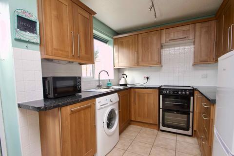 2 bedroom terraced house for sale, Dunkerton Close, Glastonbury, Avon