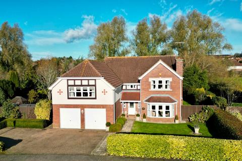 5 bedroom detached house for sale, Belfry Lane, Collingtree, Northampton,  NN4 0PB