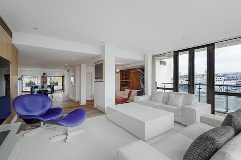 4 bedroom apartment for sale, Curzon Street, London W1J