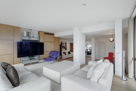 4 bedroom apartment for sale, Curzon Street, London W1J