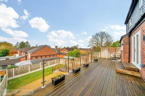 4 bedroom semi-detached bungalow for sale, Ainsdale Crescent, Royton, Oldham, Greater Manchester, OL2