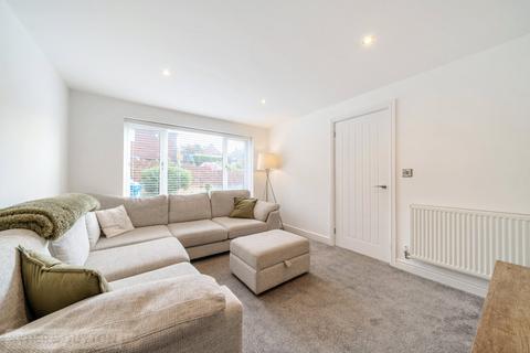 1 Ainsdale Crescent, Royton, Oldham, OL2 6AX