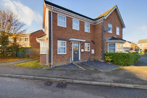 2 bedroom cluster house for sale, Lark Vale, Aylesbury HP19