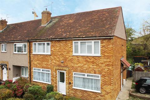 2 bedroom maisonette for sale, Greenall Close, Cheshunt