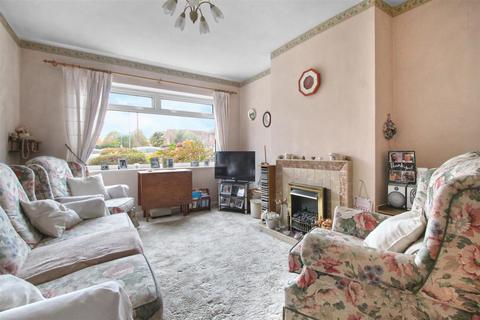 11 Greenall Close, Cheshunt, Waltham Cross, EN8 9HY